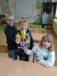 img/2025/velikonoce_ve_skole_25/IMG_20250415_074116.jpg